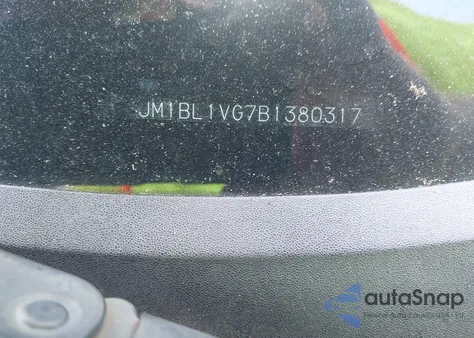 2011 Mazda Mazda3 I Touring z USA, uszkodzony, nr VIN JM1BL1VG7B1380317